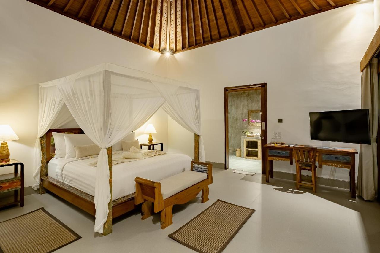 Suarga Loka Ubud Villa エクステリア 写真