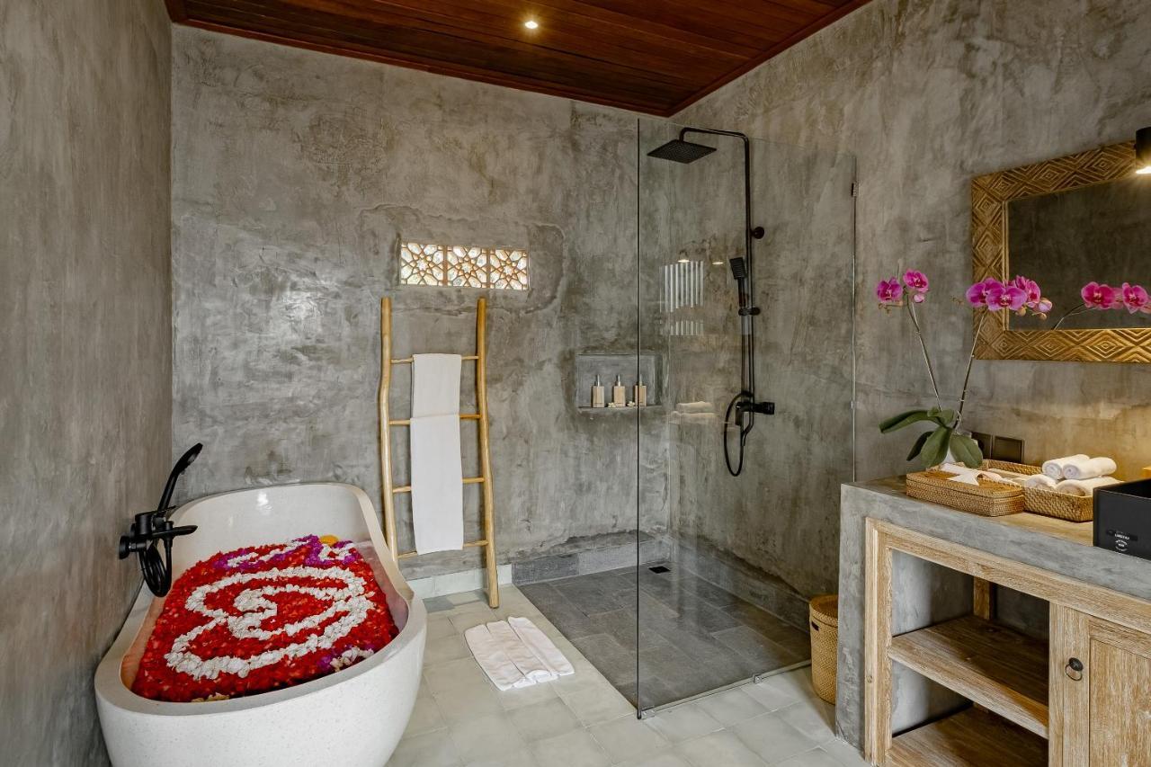 Suarga Loka Ubud Villa エクステリア 写真