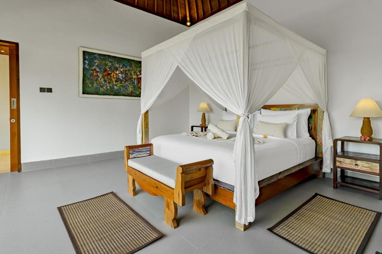 Suarga Loka Ubud Villa エクステリア 写真