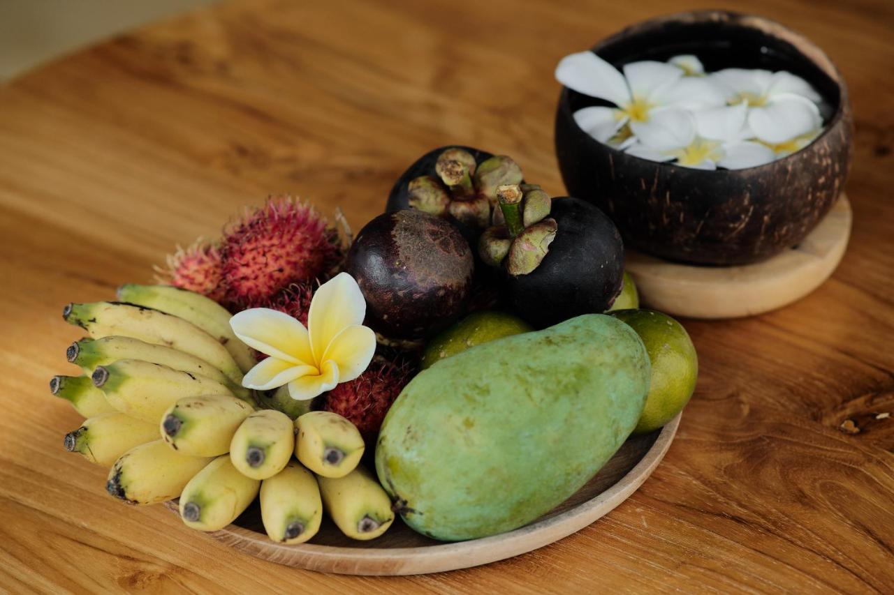 Suarga Loka Ubud Villa エクステリア 写真