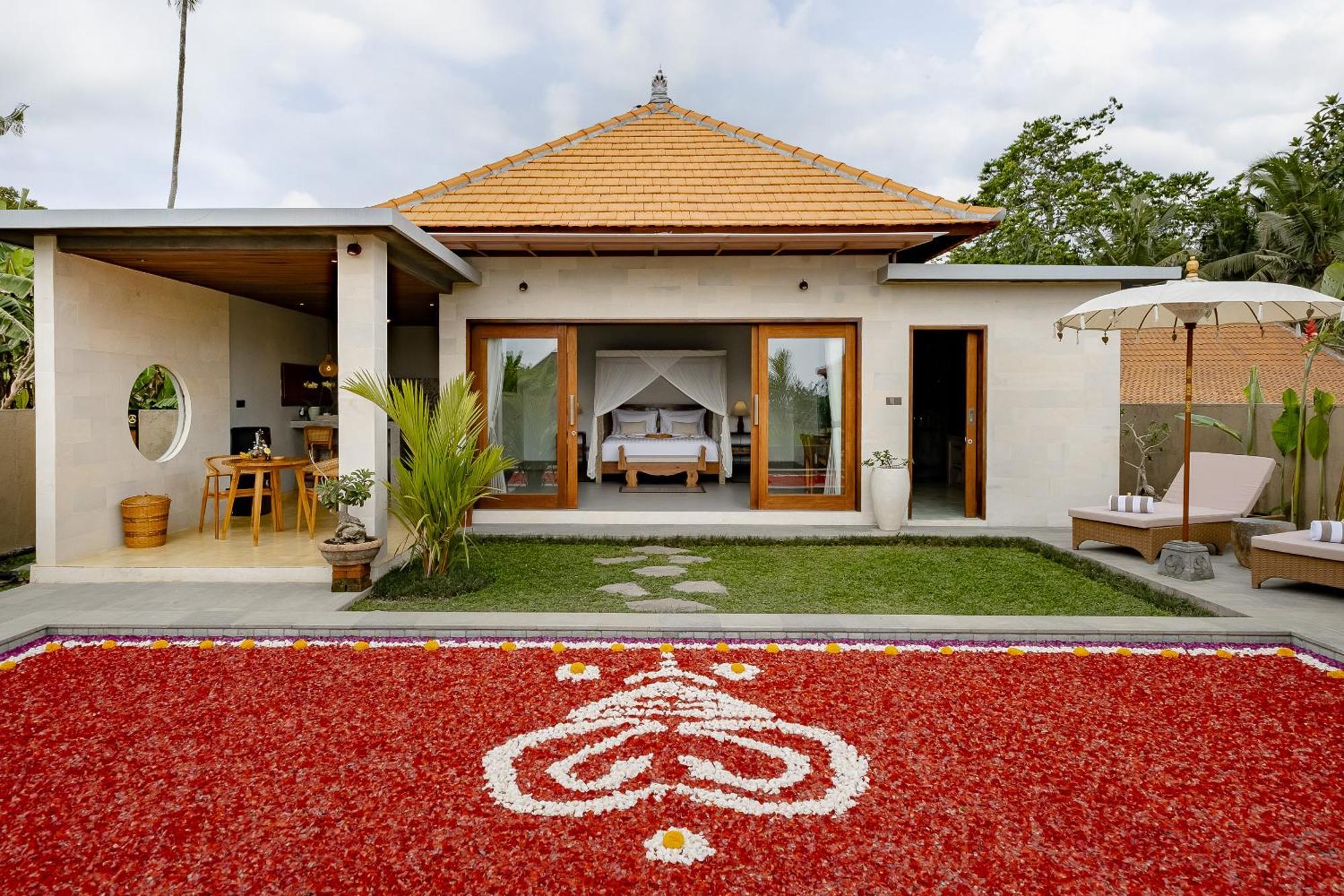Suarga Loka Ubud Villa エクステリア 写真